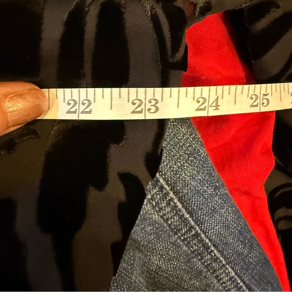 St.John Velvet Burnout Floral Boat Neck Black Top **Flaw sz L - Picture 8 of 11